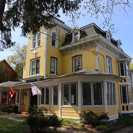 Bed and Breakfast Pangea House Gananoque Exteriér fotografie